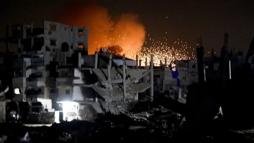 İsrail'in Gazze'ye yönelik saldırılarında 4 Filistinli yaralandı