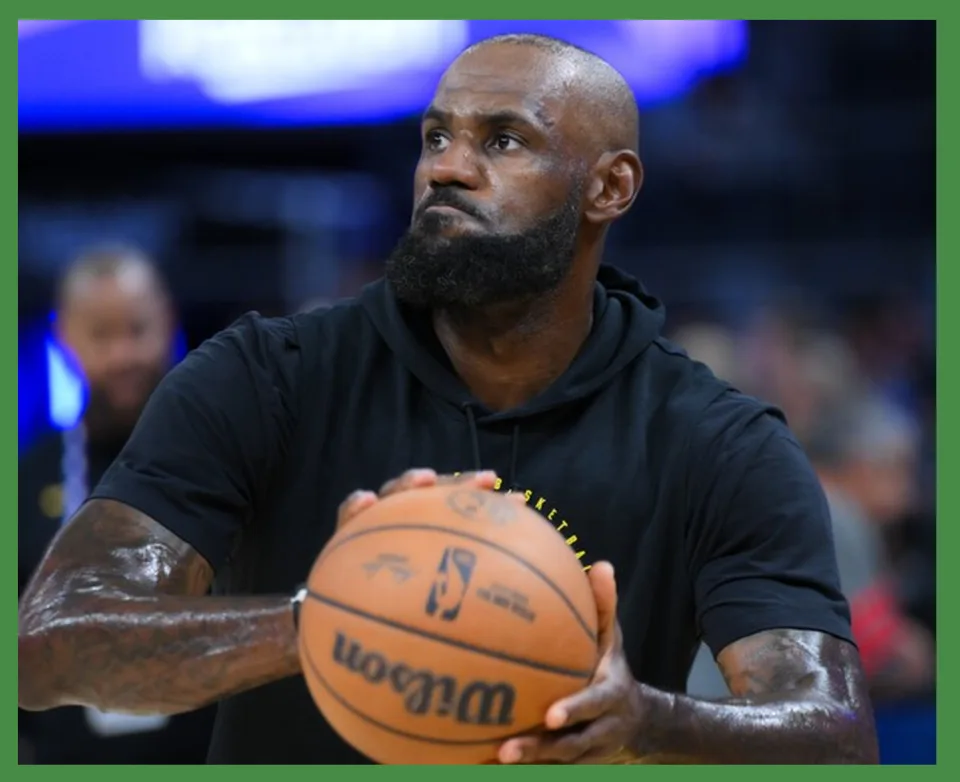 LeBron James, Gelecek Sezon Philadelphia 76ers'ta Forma Giyeceğini Açıkladı