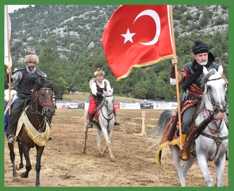 Antalya'da Kökbörü ve Geleneksel Atlı Spor Gösterileri Yoğun İlgi Gördü