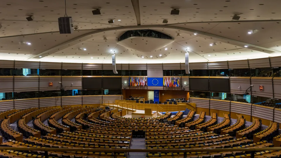 Bruxelles conferma il sostegno all’Armenia davanti alle minacce crescenti dalla Russia