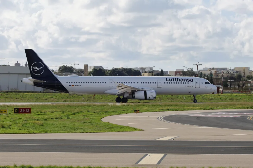 Discover Airlines anuncia vuelos directos desde Frankfurt hacia tres destinos británicos.