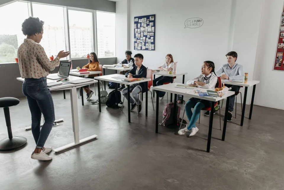 PISA-Studie: Deutscher Schüler erreichen historisch niedrige Leistungen in Mathematik und Lesen
