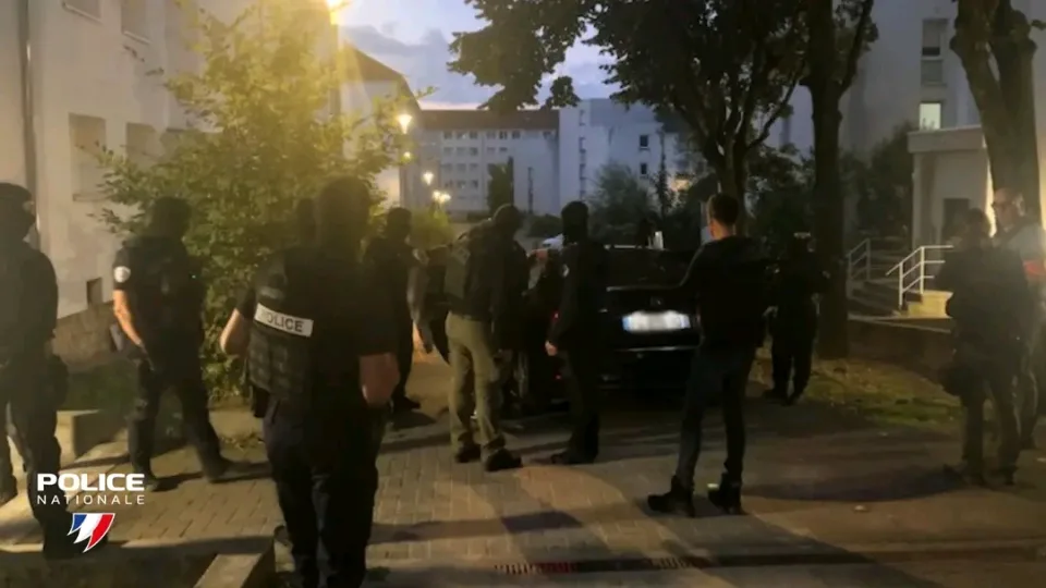 Fransa'da uyuşturucu ağı çökertildi: elli sekiz kilogramdan fazla madde ele geçirildi