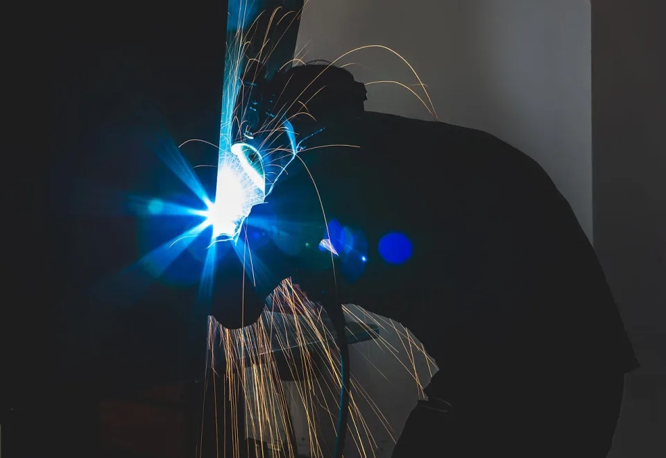 Deutsche Wirtschaft erlebt vorübergehende Erholung bei anhaltenden Sorgen um die Zukunft