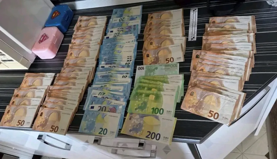 Laborator de hormon ilegal descoperit în Pirdop, la vest de Sofia