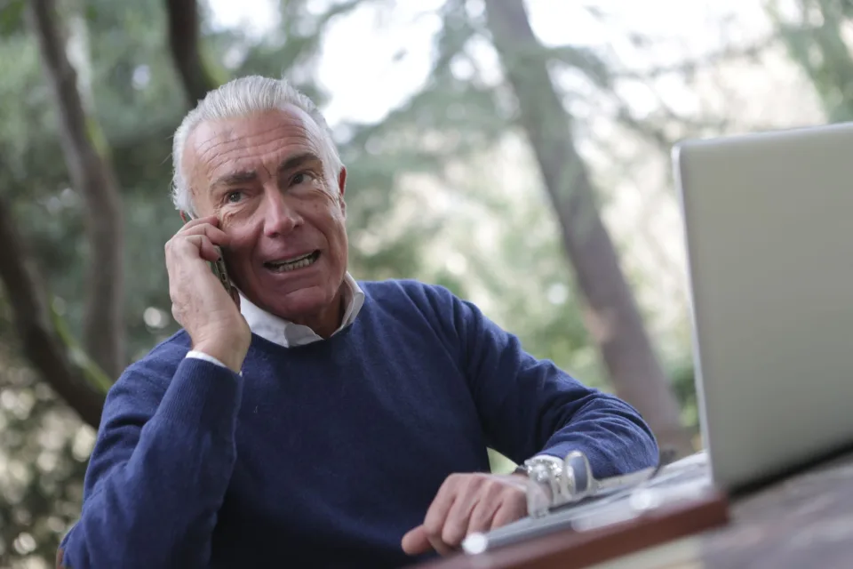 טורקיה: מוצעים צעדי הגנה מיוחדים נגד הונאות טלפוניות המכוונות לאזרחים קשישים.