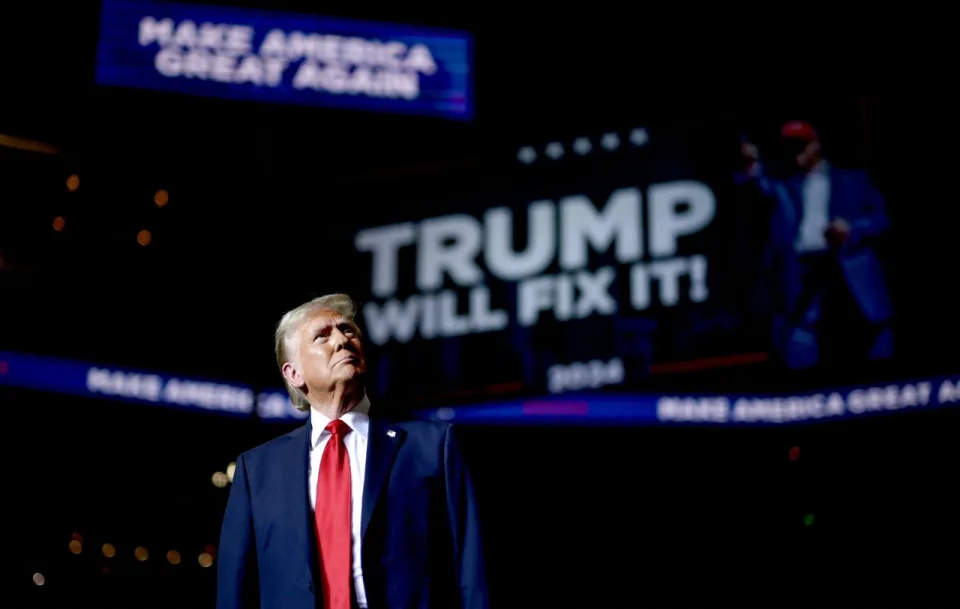 Trump annonce une taxe de vingt pour cent sur le trafic au détroit d’Hormuz pour la sécurité