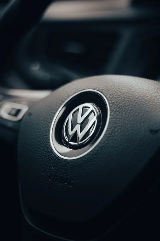 Volkswagen с масови съкращения и затваряне на заводи в Германия
