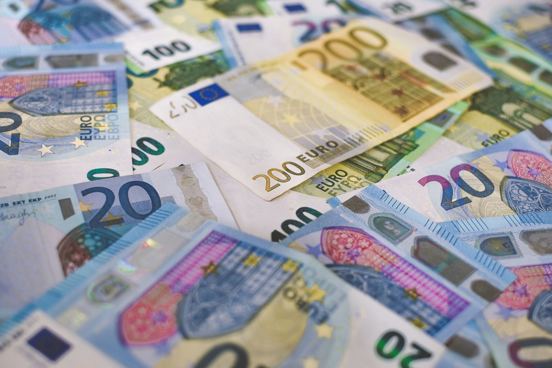ألمانيا تقود حملة لخفض ميزانية الاتحاد الأوروبي بمقدار 400 مليار يورو