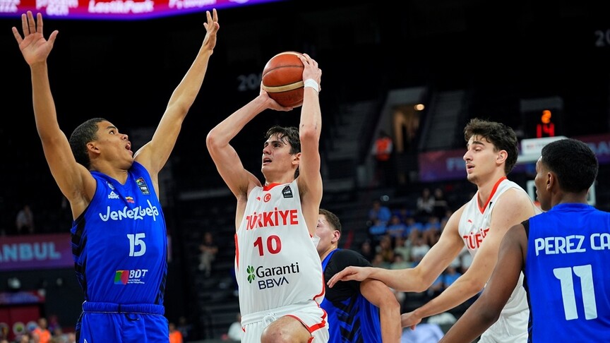 Türkiye, FIBA 17 Yaş Altı Dünya Kupası'nda çeyrek finale yükseldi