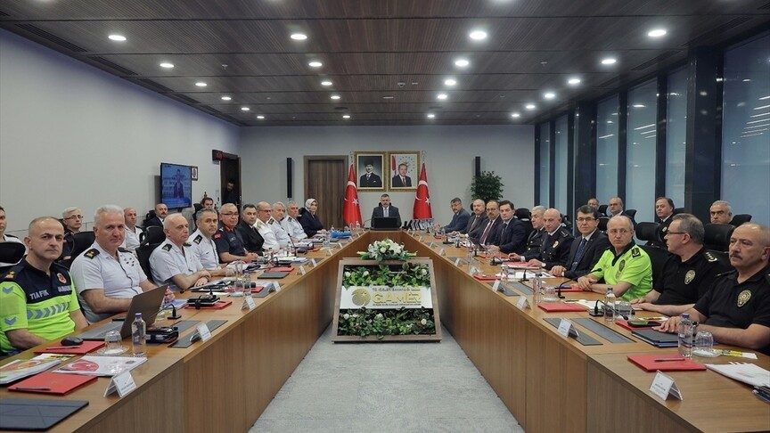NATO Zirvesi Öncesi İçişleri Bakanlığı'nda Geniş Güvenlik Tedbirleri