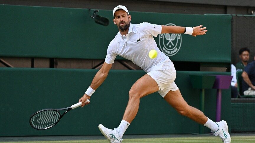 Novak Djokovic, Wimbledon'da 5 saatlik maçla yarı finale çıktı