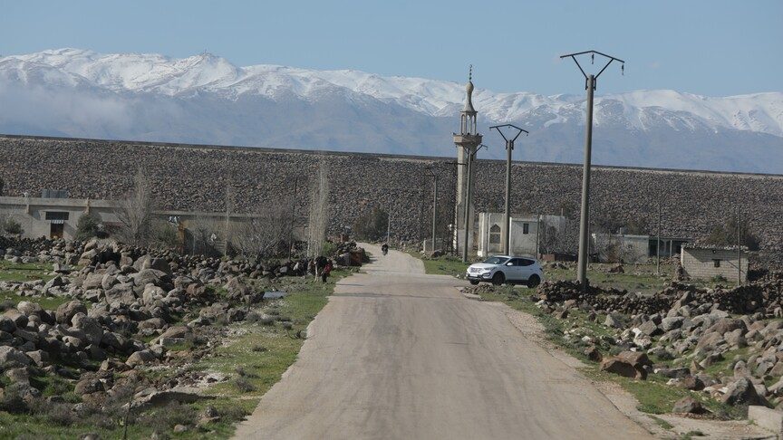 İsrail ordusu: Grup İsrailli Golan Tepeleri'nden Suriye'ye geçti
